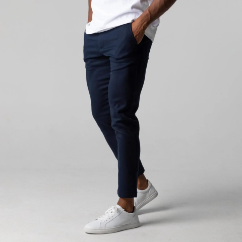 Chinos Flex : Confort et Style pour l'Aventurier Urbain