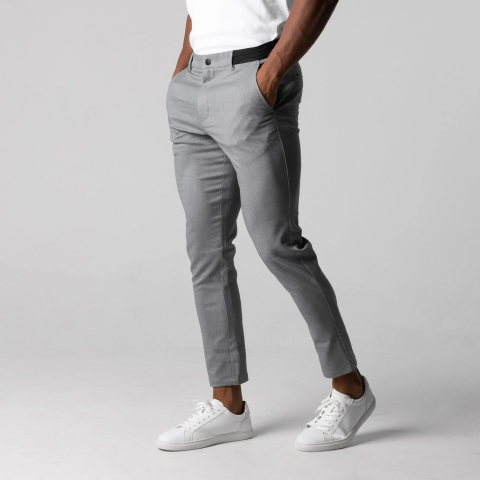 Chinos Flex : Confort et Style pour l'Aventurier Urbain