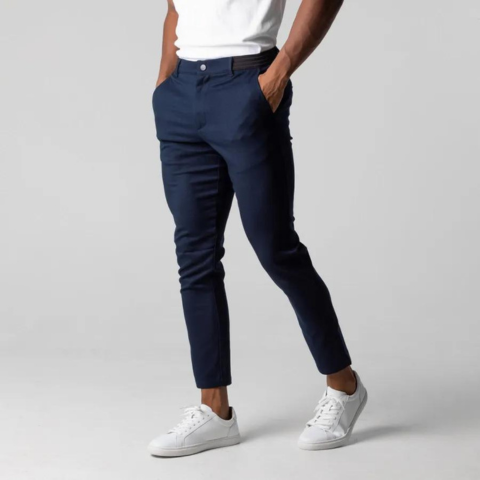 Chinos Flex : Confort et Style pour l'Aventurier Urbain